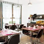 Aparthotel Résidence 3*