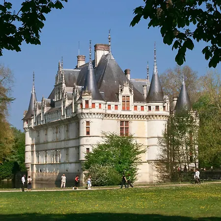 City Residence Tours Lägenhetshotell 3*