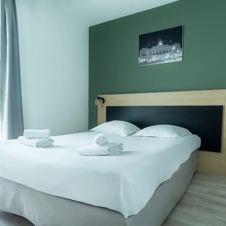 City Residence Tours 3*