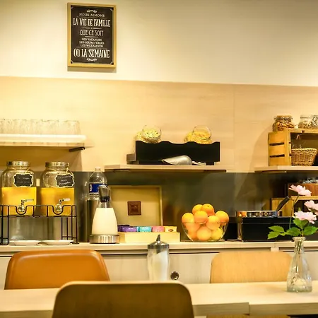 City Residence Tours Τουρ