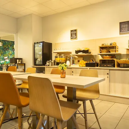 Apart-hotel City Residence Tours