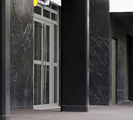 City Residence Tours Aparthotel 3*