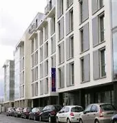 Ξενοδοχείο με διαμερίσματα City Residence Tours Τουρ