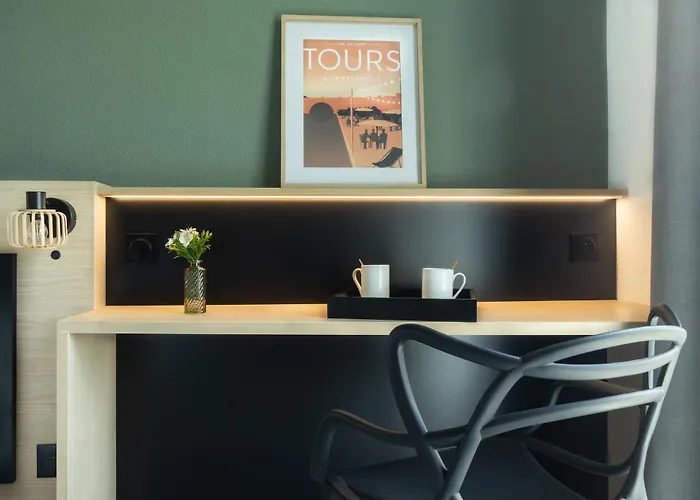 City Residence Tours Τουρ