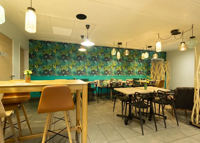 City Residence Tours Τουρ