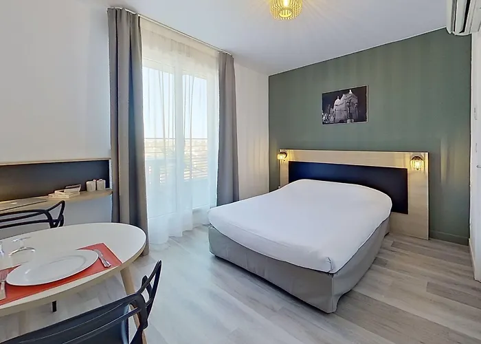 City Residence Tours Lägenhetshotell