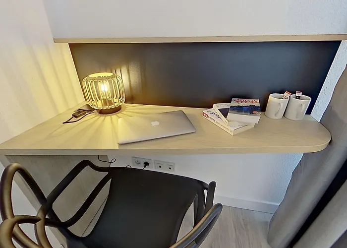 City Residence Tours Lägenhetshotell 3*