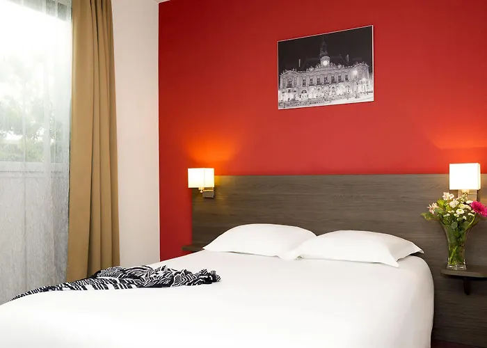 Ξενοδοχείο με διαμερίσματα City Residence Tours 3*