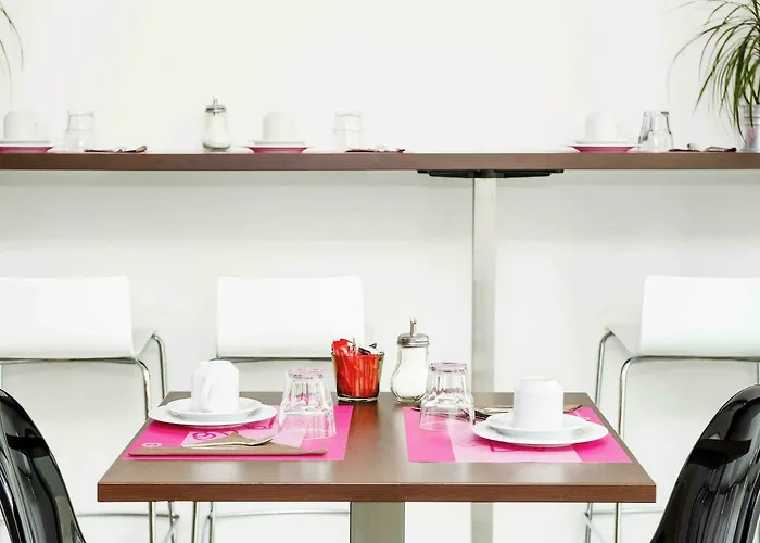 City Residence Tours Τουρ